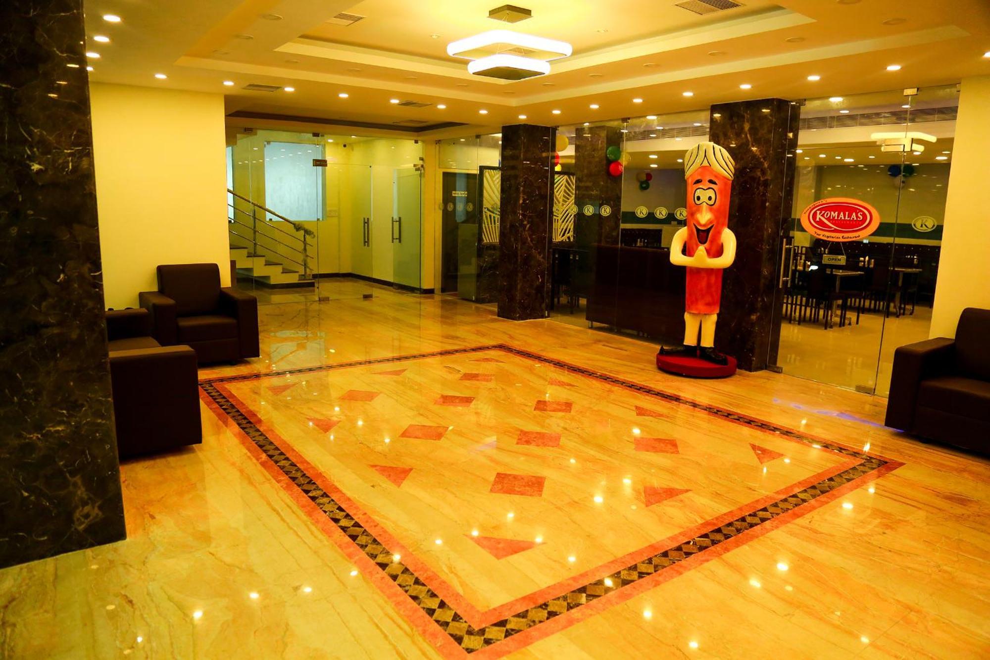 Hotel Sera Grand Chennai Bagian luar foto