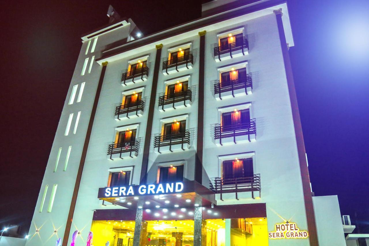 Hotel Sera Grand Chennai Bagian luar foto